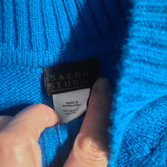 Sweater - Picture 2 of 2